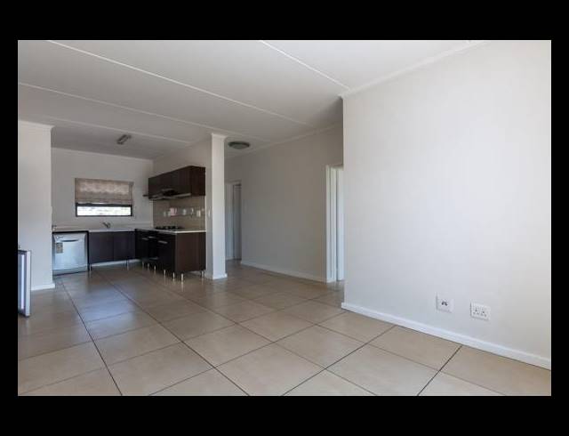 2 BEDROOM APARTMENT FOR SALE IN FOURWAYS